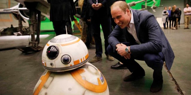 14 celebrities who love ‘Star Wars’ as much as you