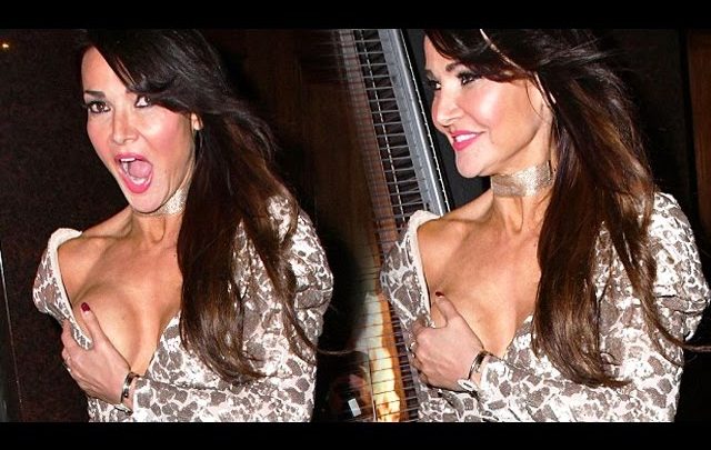 Lizzie Cundy Escapes Major Wardrobe Malfunction | Hollywood Gossips
