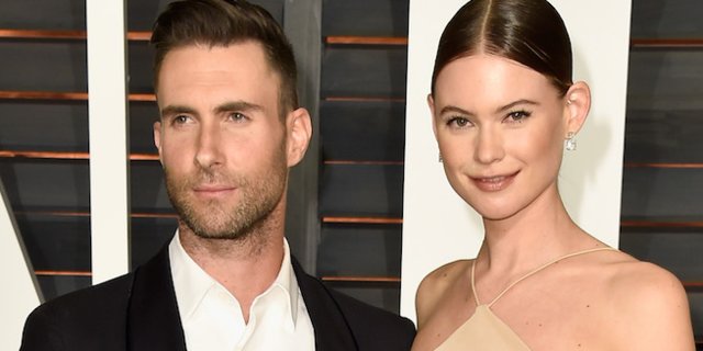 Adam Levine and Behati Prinsloo share the first adorable photo of their new baby daughter