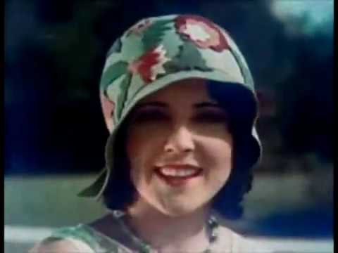 Hollywood Glamour – 1920’s Fashion Movie