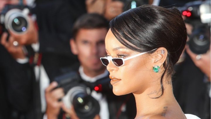 Sorry, Rihanna! Ryan Reynolds Is Over The Tiny Sunglasses Trend