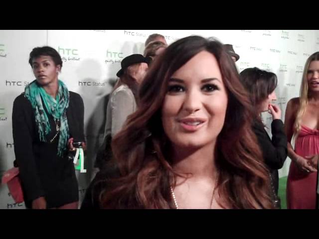 Demi Lovato Interview at the HTC Social Status event