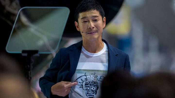 A Japanese billionaire’s cash giveaway earns him the most retweeted tweet ever