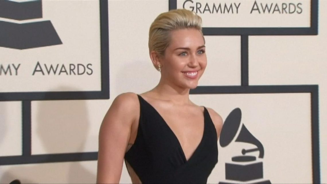 Miley Cyrus serenaded by Cody Simpson at hospital after singer reveals tonsillitis diagnosis