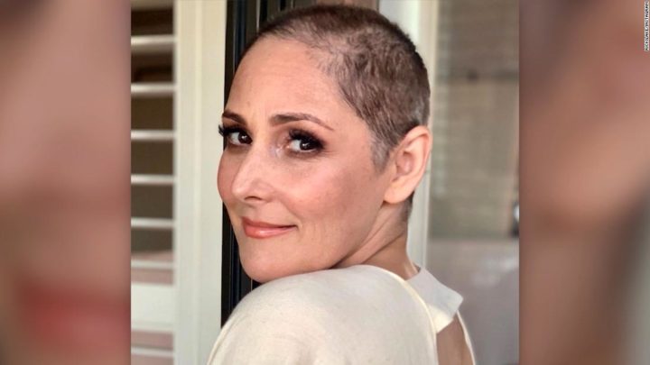 This is why we’re talking about Ricki Lake’s hair
